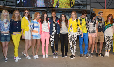 Adidas Neo Label y Selena Gomez presentan su nueva colección en Nueva York -