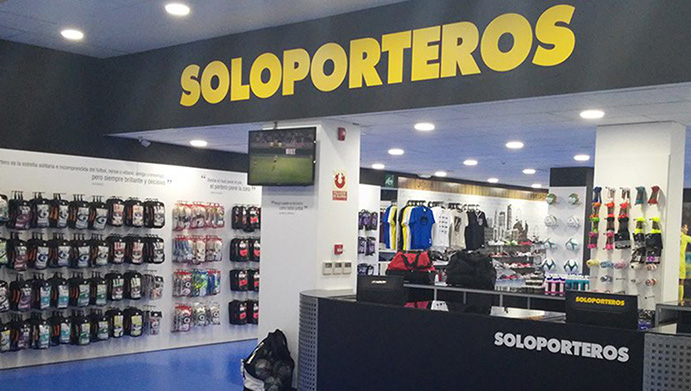inaugura oficialmente su tienda Sevilla - CMD Sport