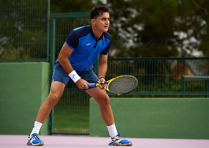 Joma ficha al tenista Nicolás Almagro