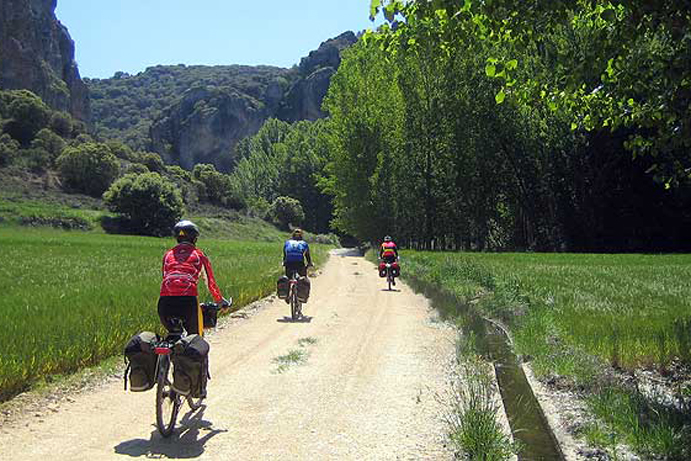 Los españoles pedalean una media de 49,5km en menos de dos horas y media