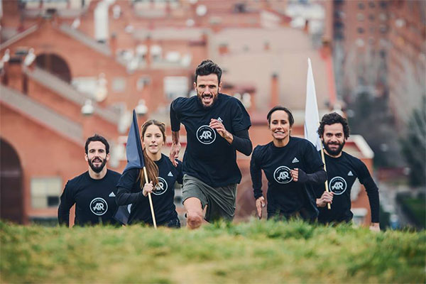 Alegre Reportero promoción Adidas pone en marcha su comunidad de corredores en Madrid - CMD Sport