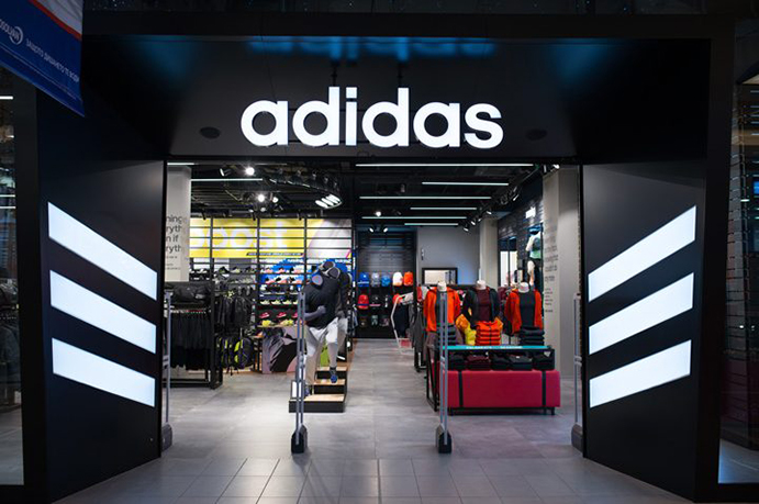 de Adidas se contrae 4,4% en el primer semestre - CMD Sport