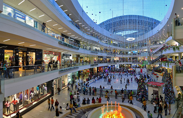 ¿Están perdiendo atractivo los centros comerciales?