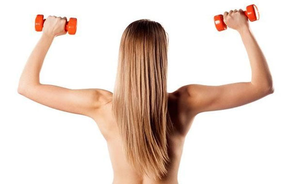 El fitness nudista coge fuerza en los gimnasios