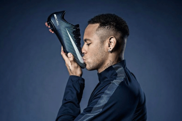 Nike estaría dispuesta a financiar el fichaje de Neymar por el Real Madrid