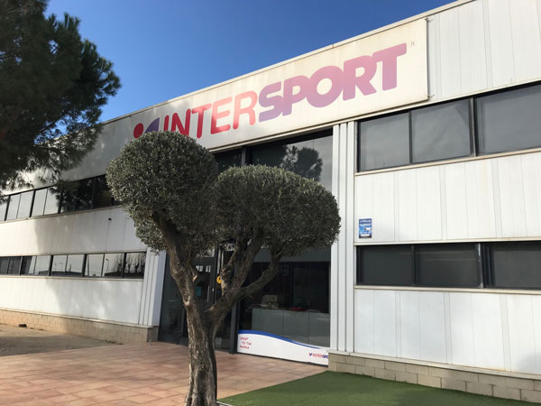 Intersport España culmina la venta de su cuartel general de Rubí