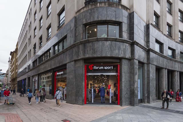 Forum Sport apuesta por Bilbao y abre su flagship store