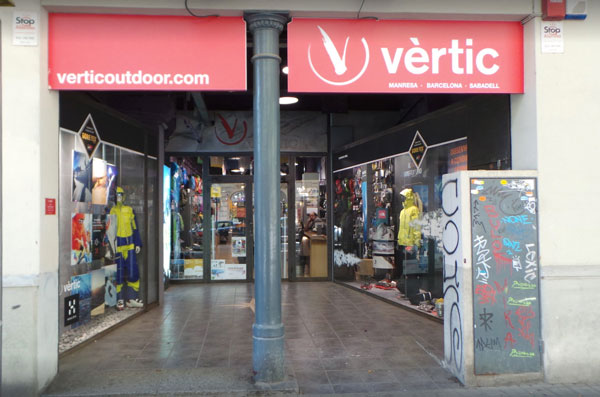Salewa Ibérica compra las tiendas Vertic Outdoor