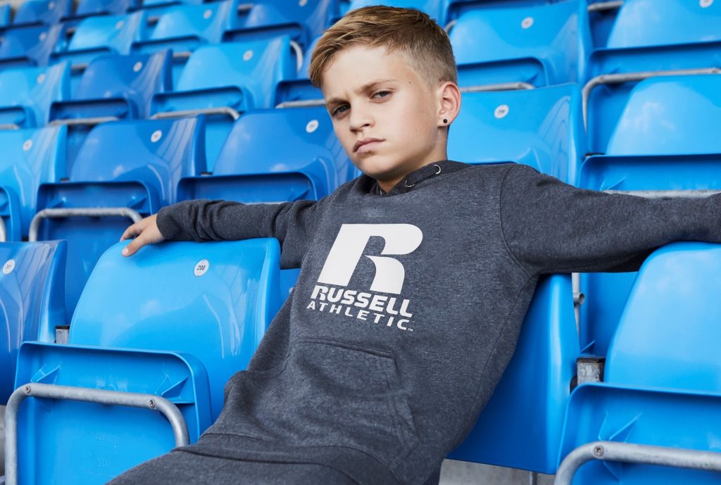 Russell Athletic presenta una colaboración Zara Kids CMD Sport