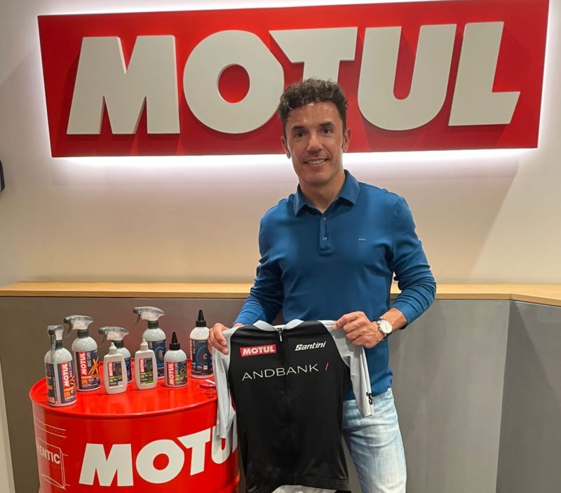 El ciclista Joaquin ‘Purito’ Rodríguez, nuevo embajador de Motul