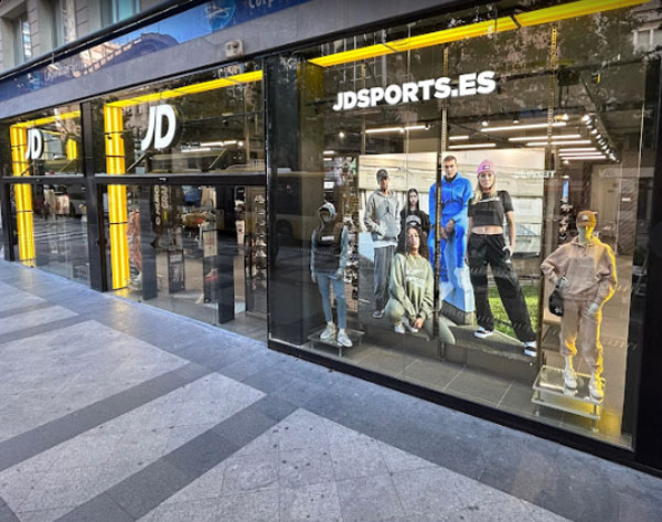 JD Sports prepara una expansión récord con 23 nuevas tiendas este 2024