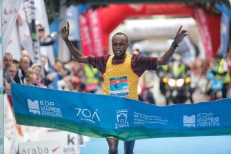 La intensa lluvia no detiene la EDP Vitoria-Gasteiz Maratón Martín Fiz 2016