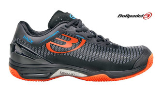 Bullpadel presenta la zapatilla con la que Paquito Navarro ha conquistado Miami