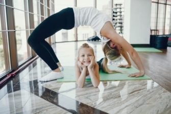 Ante el coronavirus, VivaGym recomienda ejercicios para padres e hijos