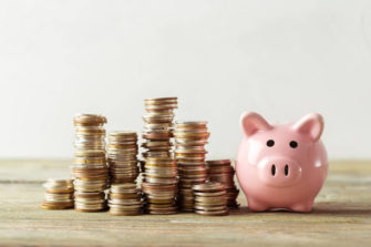 El Covid-19 cambia las prioridades de gasto de los españoles e incentiva el ahorro