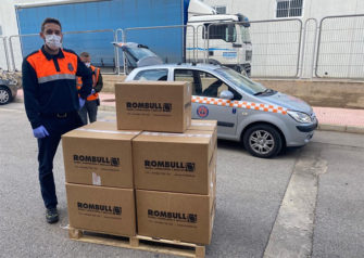 Rombull dona 9.000 metros de goma elástica para fabricar máscaras de protección