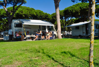 Los campings salvan la temporada estival tras registrar una ocupación del 70%