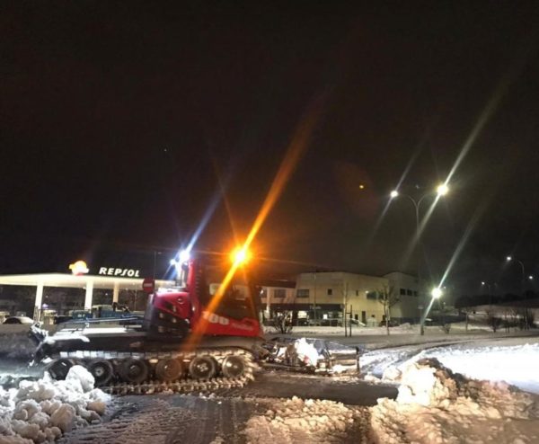 Madrid SnowZone ayuda en la limpieza de la nieve en Arroyomolinos