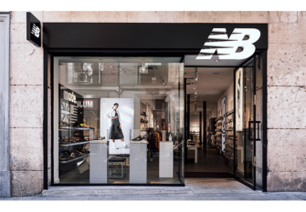 New Balance estrena su nueva tienda en la calle Fuencarral de Madrid