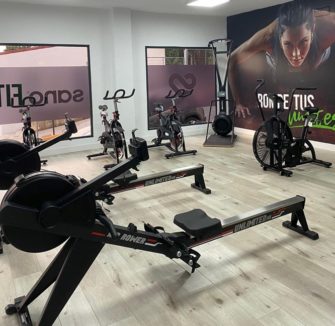 Oss Fitness equipa tres nuevos centros de la cadena Sano