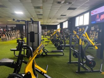 Los gimnasios Emporio Barceló y Live´s Fitness se equipan con Oss Fitness