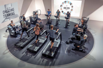 El presidente de NSCA Spain se interesa por las últimas novedades de Technogym