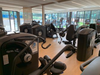 Oss Fitness participa en el equipamiento de dos centros deportivos renovados