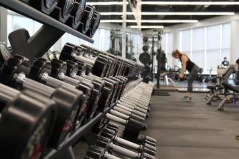 Synergym, Basic Fit, Altafit y Vivagym se postulan para liderar el parque español de gimnasios