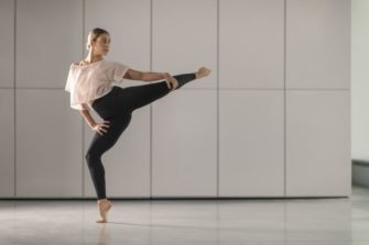 Decathlon lanza Starever, su nueva marca de danza