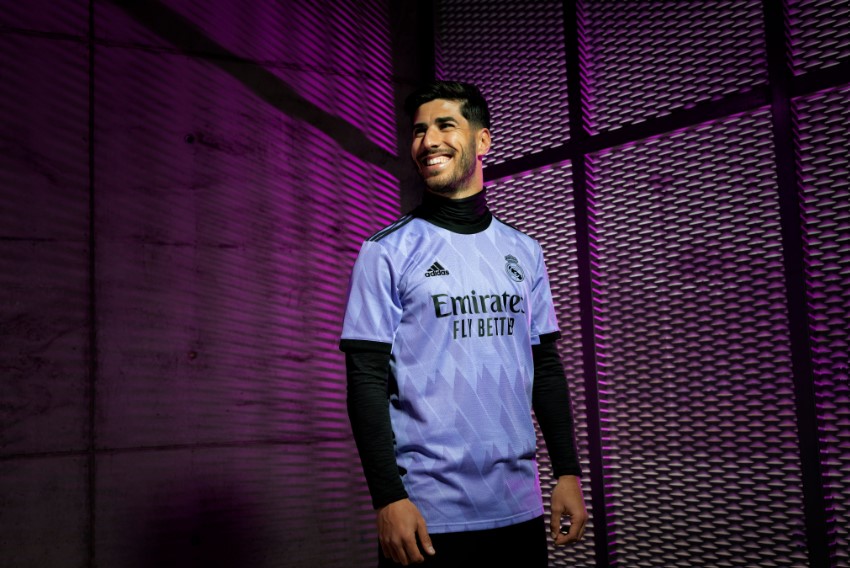 Adidas y Real Madrid presentan la camiseta visitante de la temporada 22/23