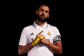 Adidas celebra el Balón de Oro de Benzema con una edición especial