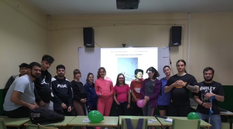 Embarazo Activo ofrece charlas en el centro educativo Guzmán el Bueno
