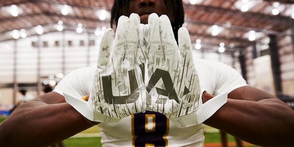 Under Armour Intl redujo sus ingresos un 6% lastrada por el mercado norteamericano