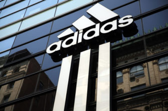 Adidas reduce sus ingresos un 5% en 2023 hasta los 21.400 millones de euros