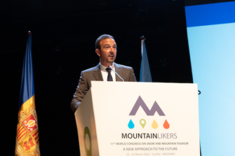 Andorra insta a España y a Francia a sumarse en la promoción de los Pirineos como destino turístico