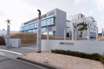 Asics aumenta sus ventas un 14,3% en el primer trimestre de 2024