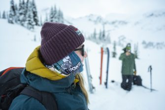 Buff y Protect Our Winters lanzan una colección diseñada por Kate Zessel