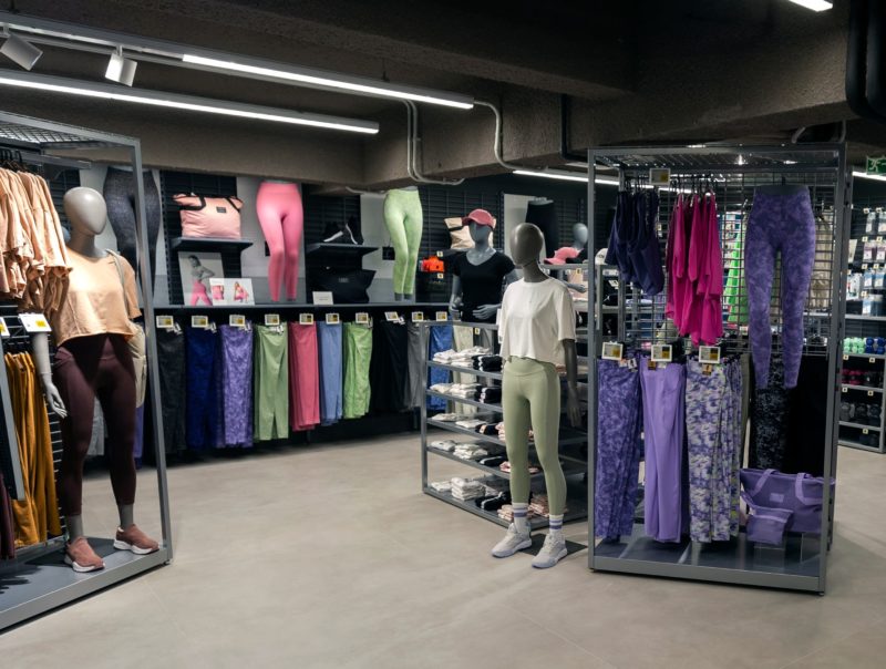 Decathlon abrirá nueva tienda en Vallecas junto a los capitanes del Rayo Vallecano